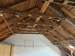 12 appartementen, perceel 43804 m², huursom € 49.280,= in Markneukirchen - Duitsland