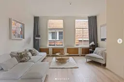 Leiden, Nieuwebrugsteeg 14 en 14A