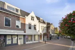 Hillegom, Hoofdstraat 48, 48A en 48B