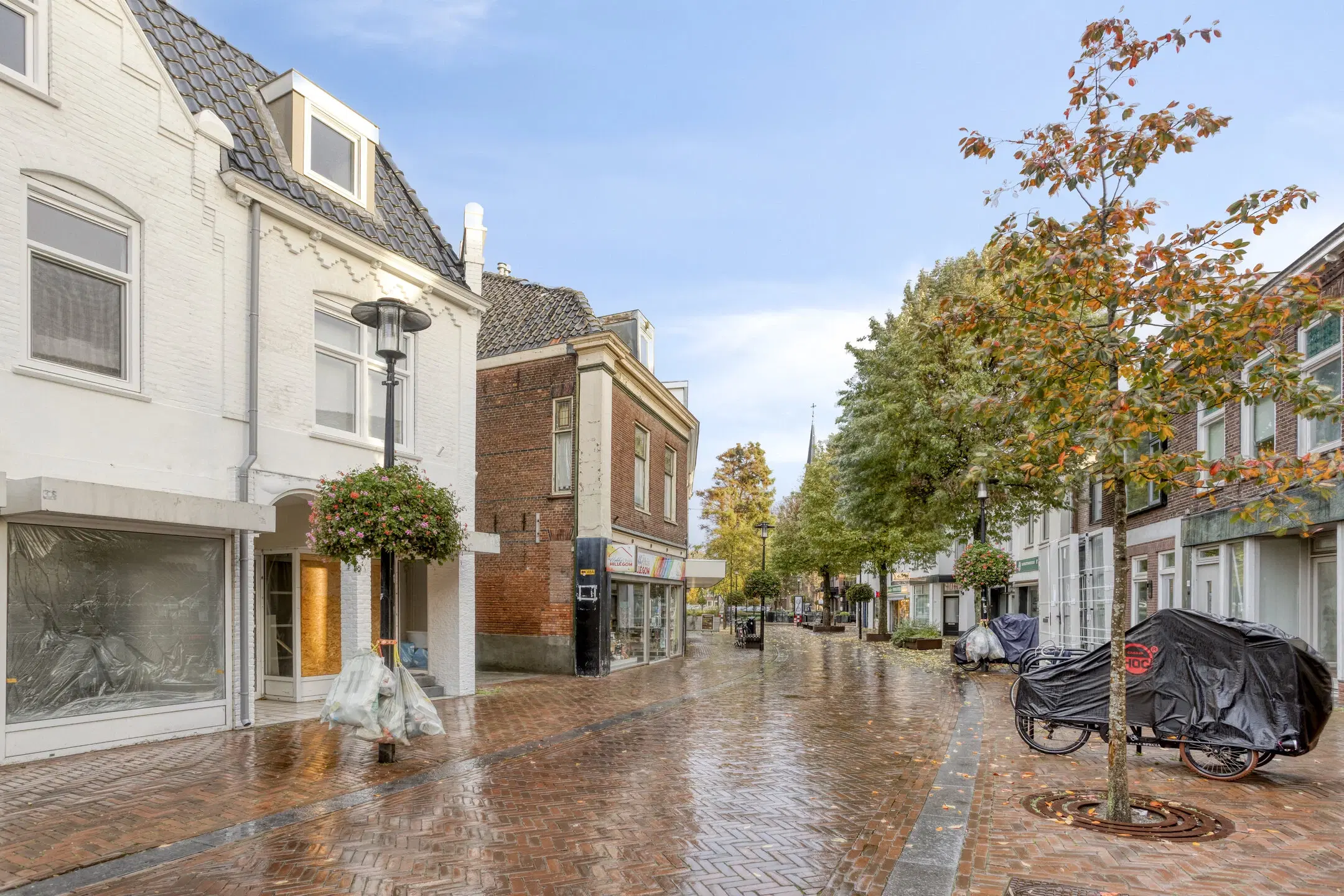 Hillegom, Hoofdstraat 48, 48A en 48B