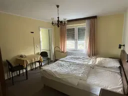 Hotel "Harry's Österreichische Hütte" met 13 kamers in Lawalde - Duitsland