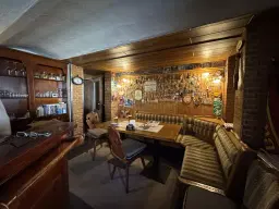 Vrijstaand gebouw in het heuvelachtige Schleusegrund, Duitsland