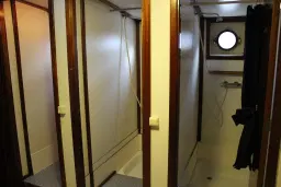 Zeilcharterschip 'Averechts' te Harlingen