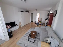 Hillegom, Weeresteinstraat 77 / Kortenbachstraat 1 en 3