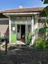 2 huizen op 2.480 m² land en bijgebouwen in Rakovitsa, Vidin - Bulgarije