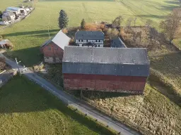 Idyllisch 4-zijdig landgoed met mogelijkheden tot B&B op perceel van 3.451 m² in Heinsdorfergrund - Duitsland