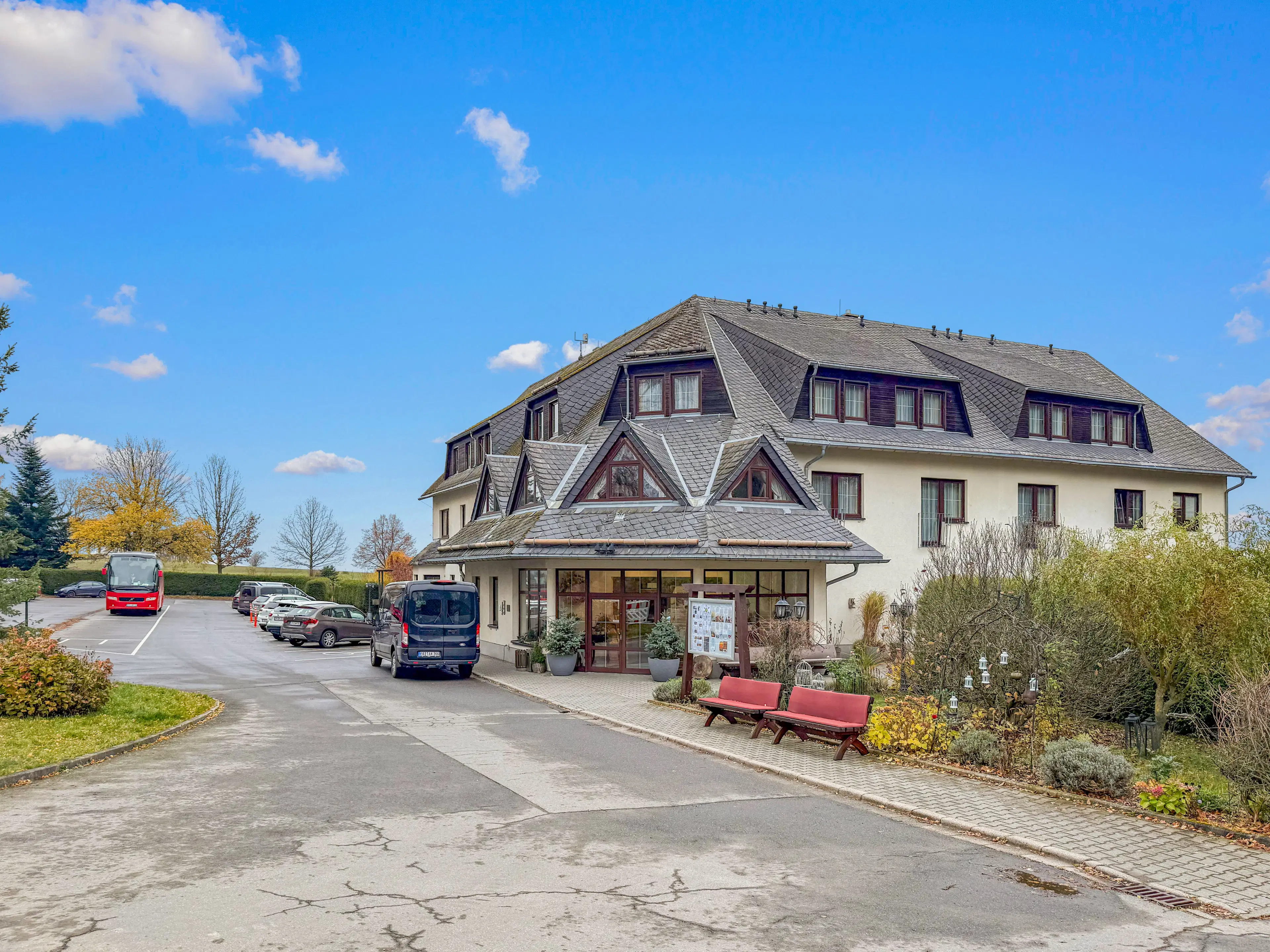 Idyllisch 4-zijdig landgoed met mogelijkheden tot B&B op perceel van 3.451 m² in Heinsdorfergrund - Duitsland