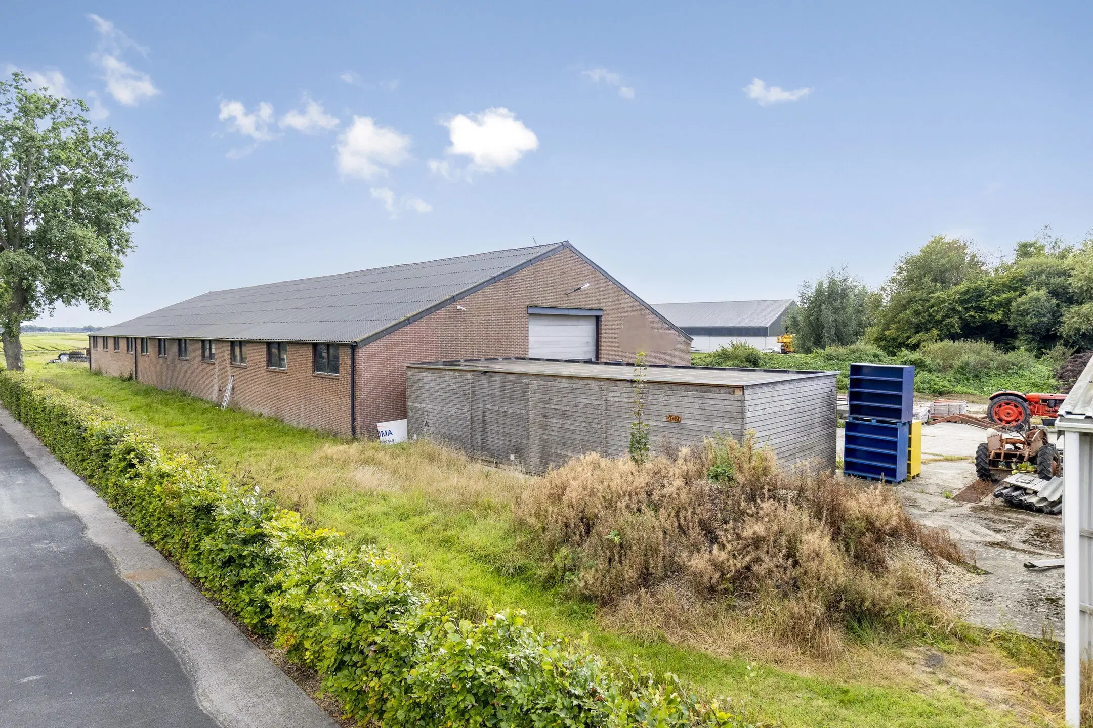 Westerlee, Hoofdstraat, gelegen achter huisnummer 85