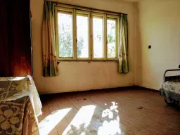 Eigendom 2 huizen aan de rivier, bijgebouw en 1.100 m² grond in Podgore, Vidin - Bulgarije