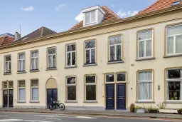 Breda, Delpratsingel 15 & 15A