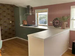 Moderne Woonboot / Woonark te Heeg