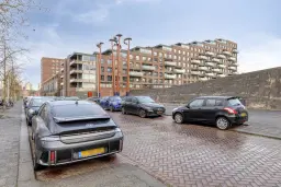 Rotterdam, Helmersstraat 143