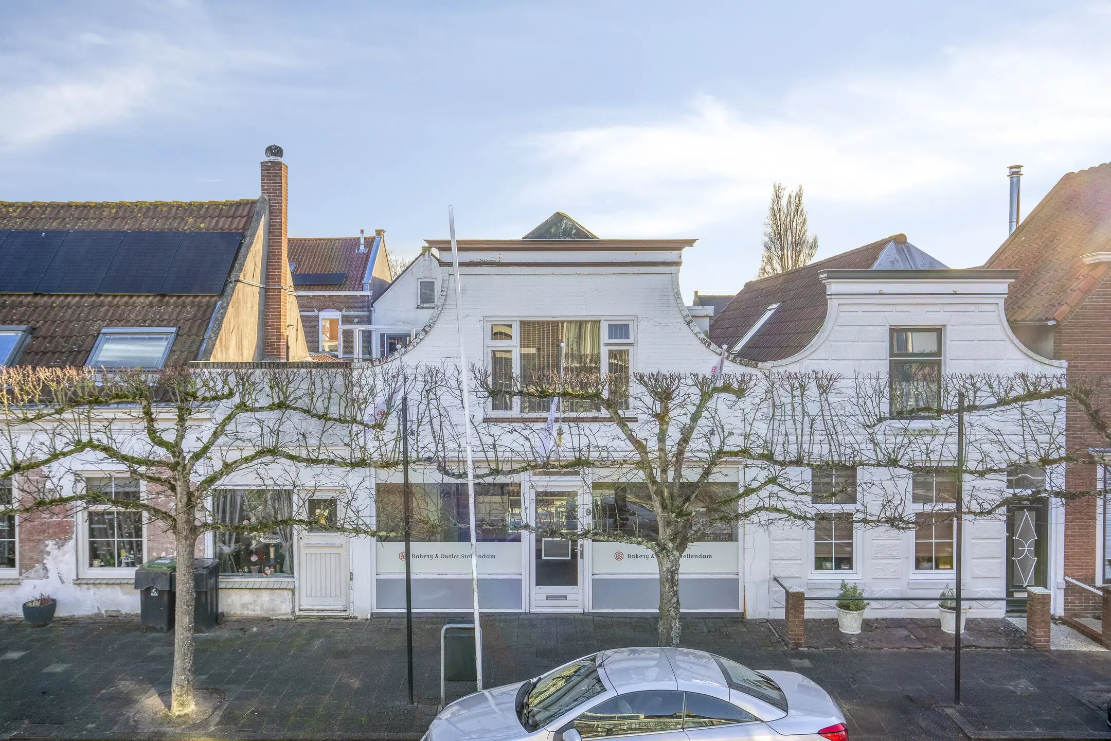 Stellendam, Voorstraat 9 en Mr. Iman Caustraat 6 