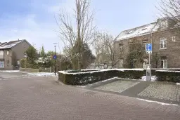 Simpelveld, Dr. Poelsplein 18