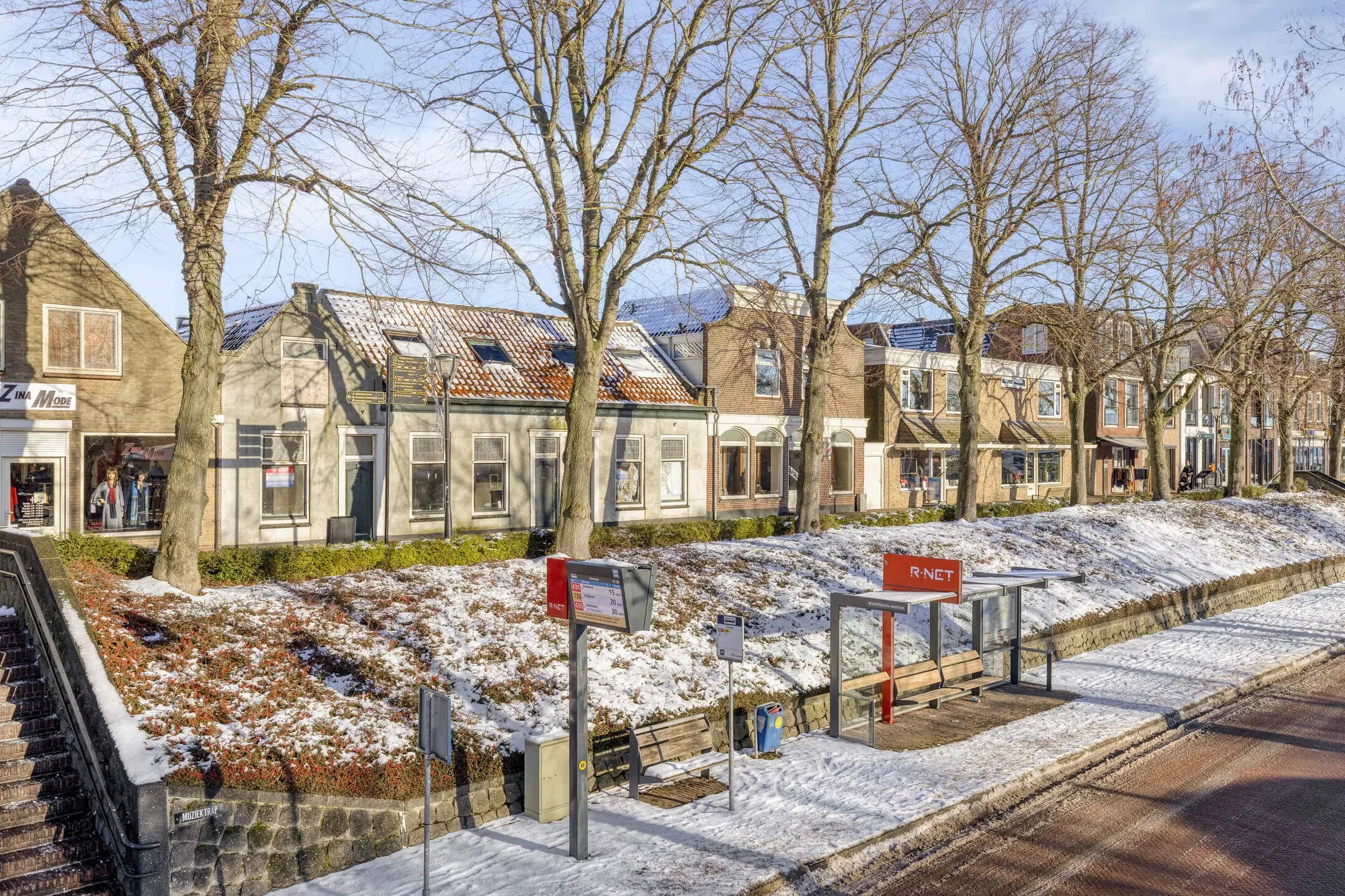 Middelharnis, Zandpad 48, 50 en 52