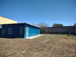 Wegens beëindiging werkzaamheden 1.000 m² industrieel terrein in het havengebied van Porto Torres - Italië