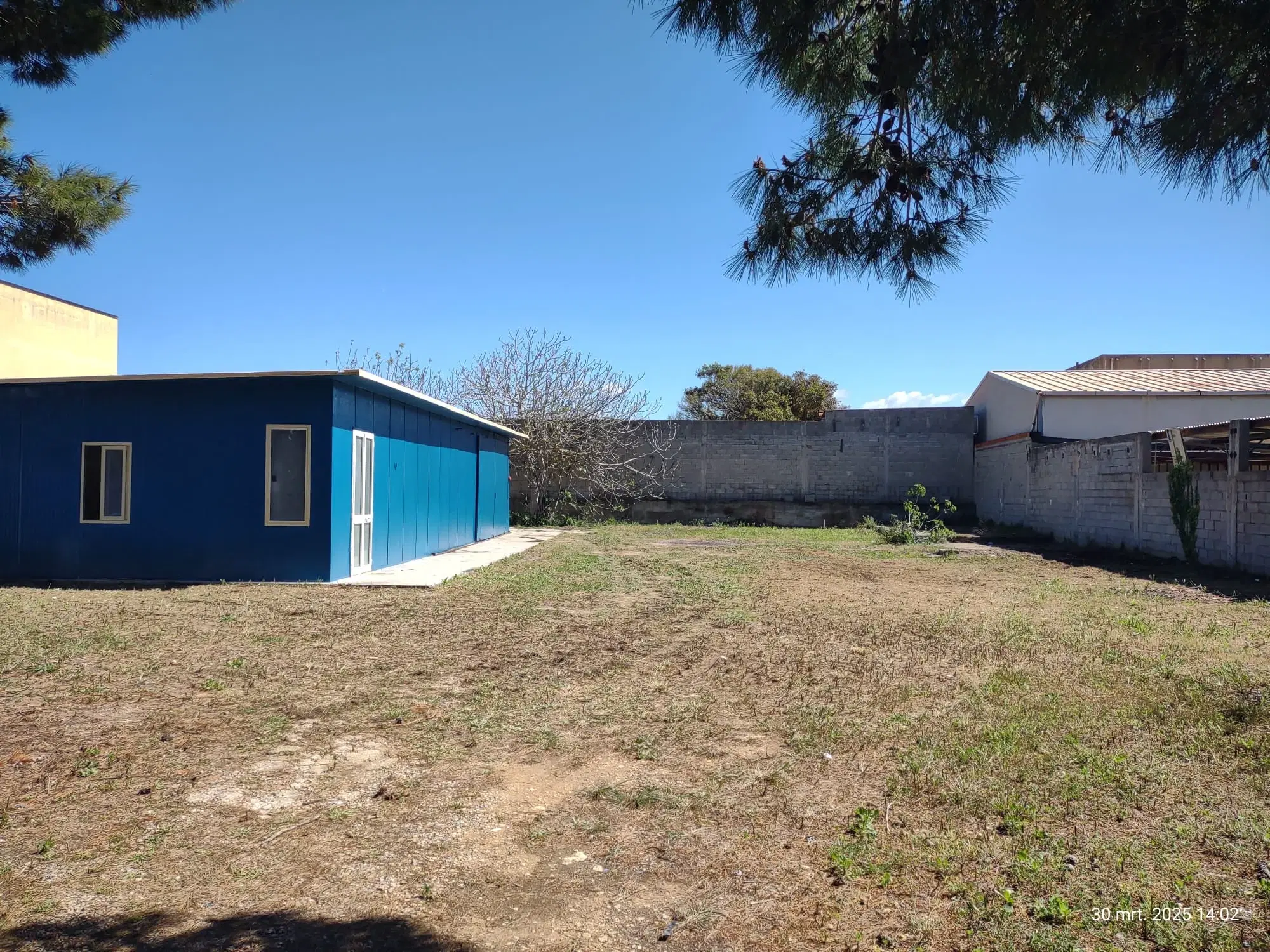 Wegens beëindiging werkzaamheden 1.000 m² industrieel terrein in het havengebied van Porto Torres - Italië