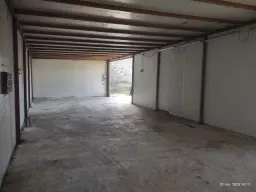 Wegens beëindiging werkzaamheden 1.000 m² industrieel terrein in het havengebied van Porto Torres - Italië