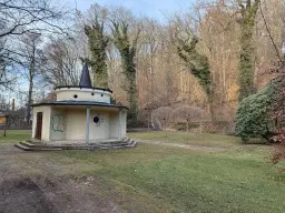 Contractvrij perceel van 3.902 m² in Aue Bad Schlema, Duitsland