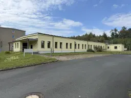 Magazijncomplex op perceel van 2962 m² in Hirschfeld - Duitsland