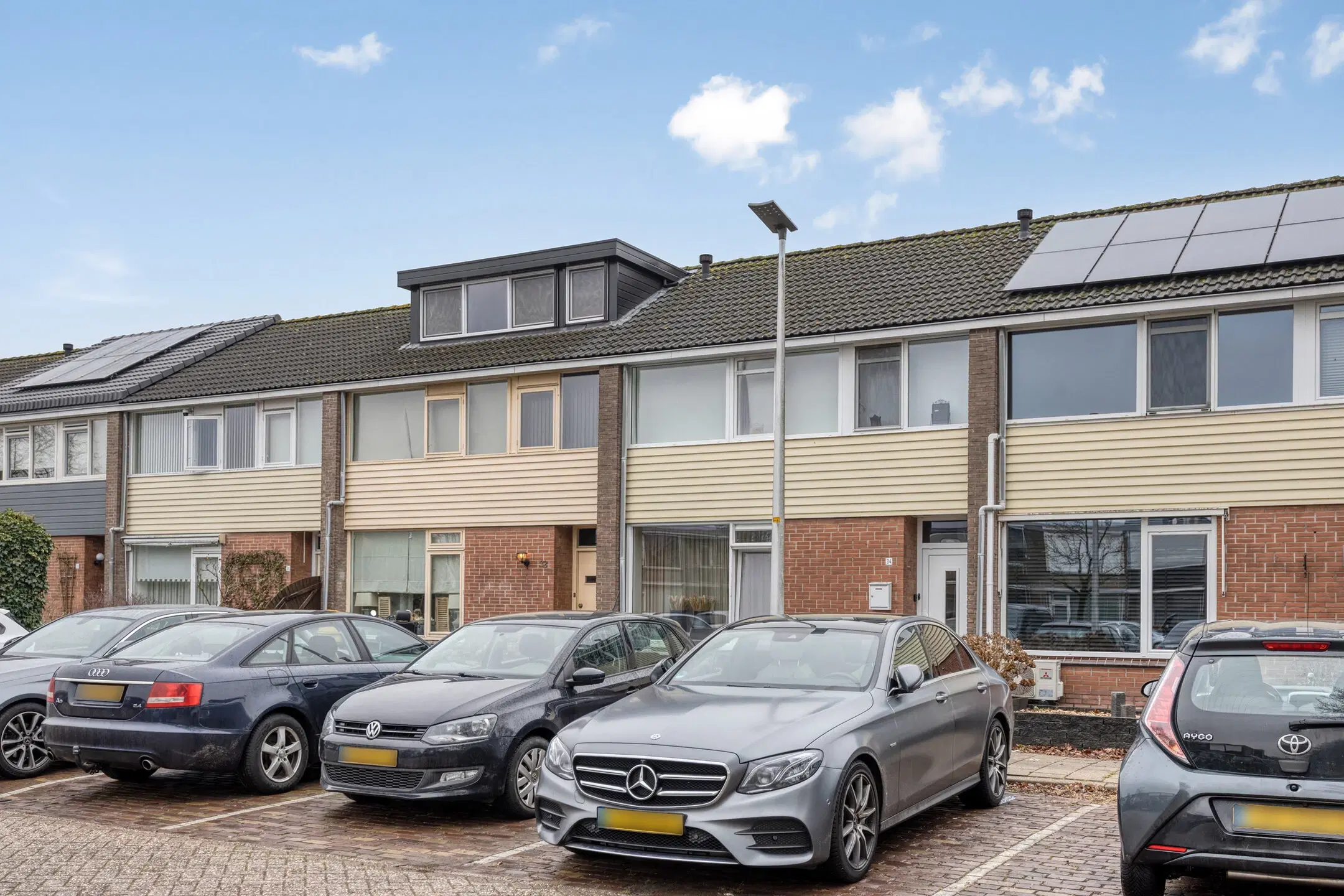 Almelo, Tsjaikowskystraat 34