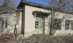 2 winkels 198 m² op slechts 10 minuten van het strand in Vichovo - Bulgarije