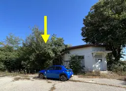 2 winkels 198 m² op slechts 10 minuten van het strand in Vichovo - Bulgarije