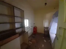 2 winkels 198 m² op slechts 10 minuten van het strand in Vichovo - Bulgarije