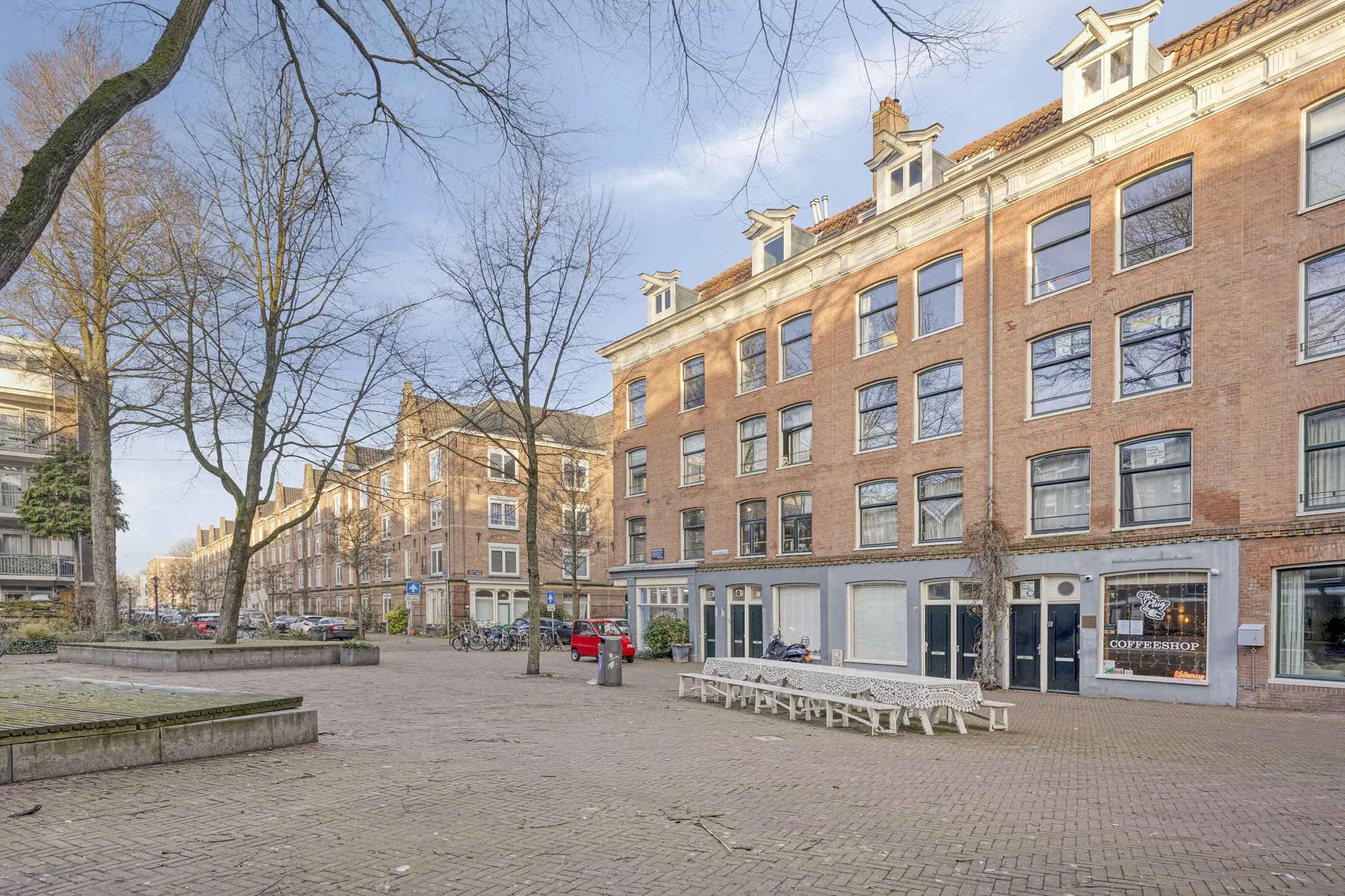 Amsterdam, Van Linschotenstraat 51
