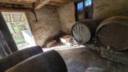 Huis met een perceel van 3.995 m² en extra gebouwen in Kosta Perchevo - Bulgarije