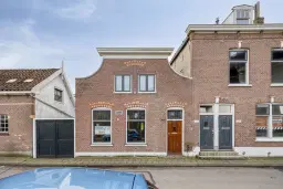 INSCHRIJVING | Rotterdam, Bovenstraat 127, 129 A/B en 131