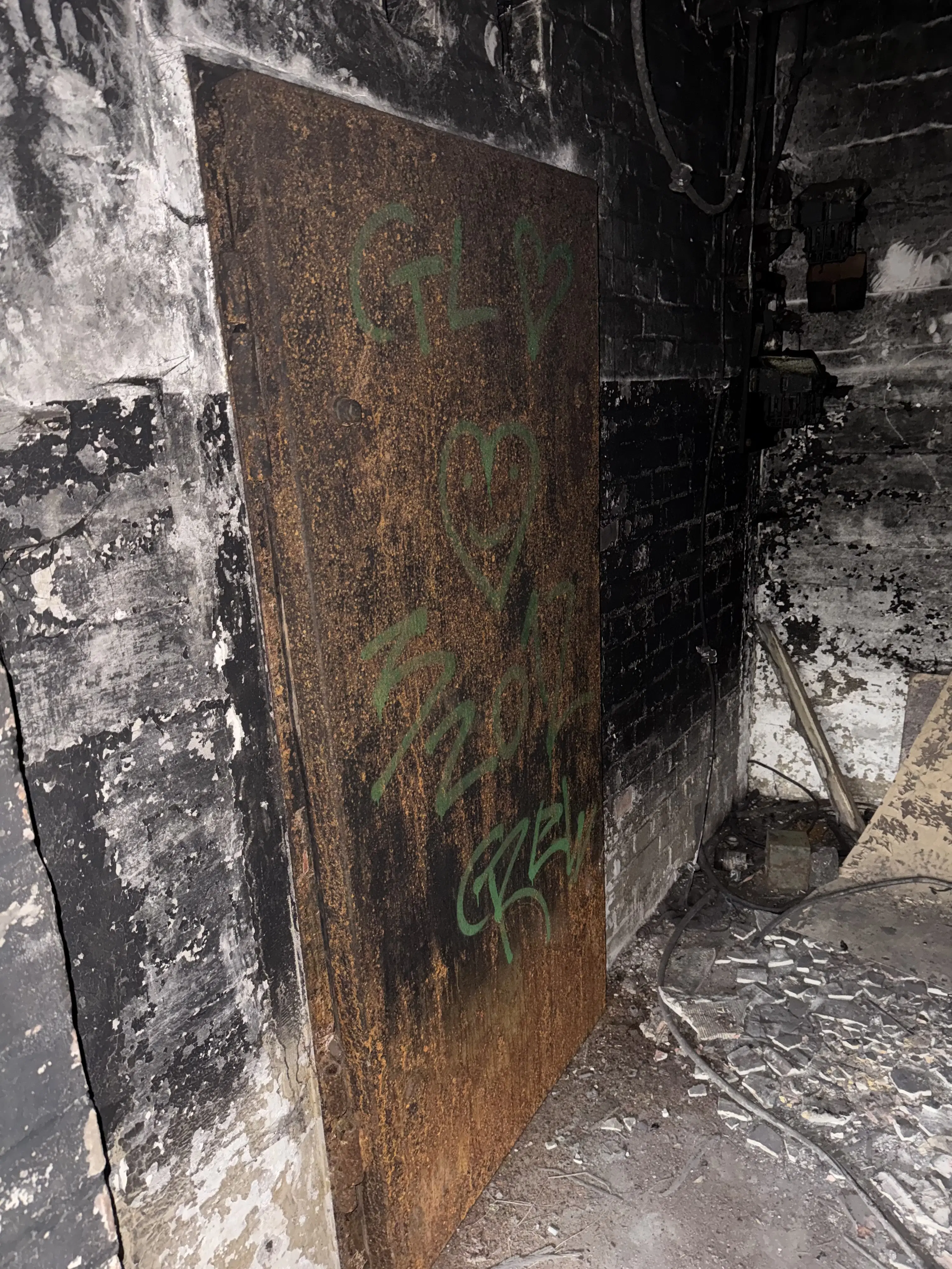 115 m² eigendomsperceel, gedeeltelijke bunker in Staßfurt - Duitsland