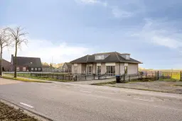 Zundert, Achtmaalseweg 119 A en 126 B