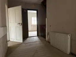 Ruim woon- en werkhuis op perceel van 690 m² in Ritteburg, Halle, Leipzig - Duitsland