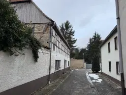 Ruim woon- en werkhuis op perceel van 690 m² in Ritteburg, Halle, Leipzig - Duitsland