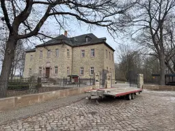 Ruim woon- en werkhuis op perceel van 690 m² in Ritteburg, Halle, Leipzig - Duitsland