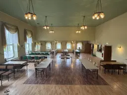 Horeca-object met zaal en kamers op 546 m² perceel in Bertsdorf-Hörnitz - Duitsland