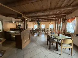 Horeca-object met zaal en kamers op 546 m² perceel in Bertsdorf-Hörnitz - Duitsland