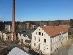 Uniek! Voormalige textielfabriek op perceel van 5.493 m² in Walddorf - Duitsland