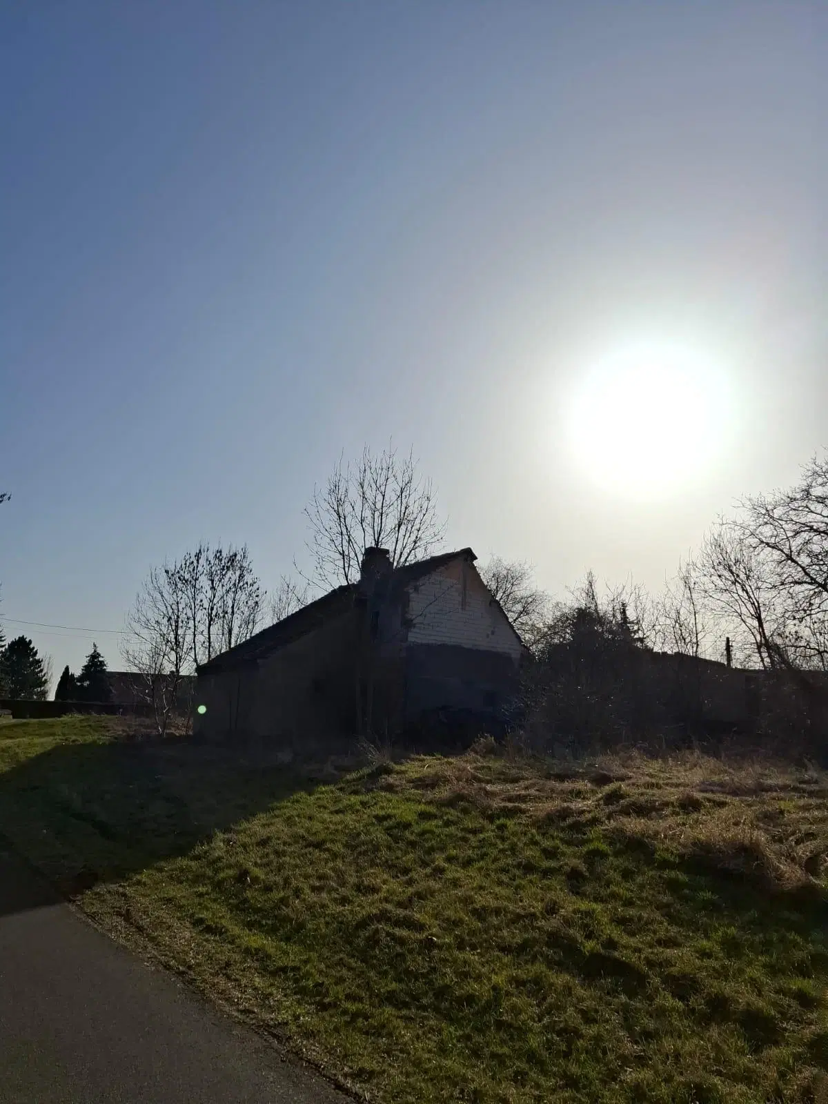 Vrijstaande eengezinswoning met bijgebouw in Könnern, OT Golbitz - Duitsland