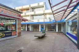 Lekkerkerk, Raadhuisplein 37