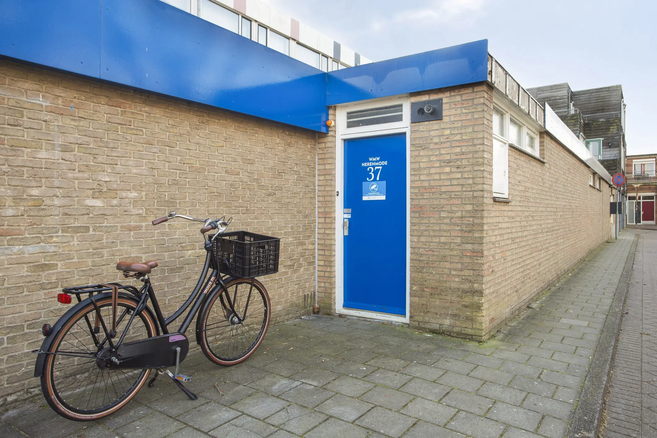 Lekkerkerk, Raadhuisplein 37