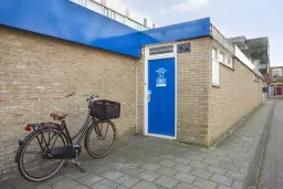 Lekkerkerk, Raadhuisplein 37