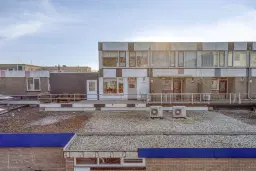 Lekkerkerk, Raadhuisplein 39 a