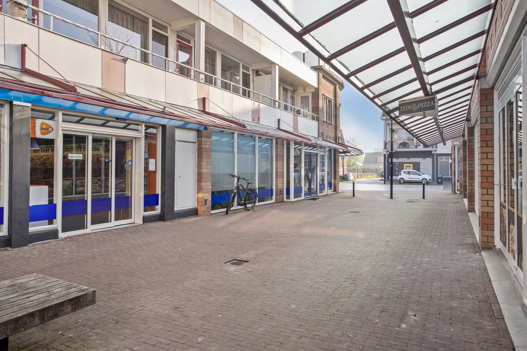 Lekkerkerk, Raadhuisplein 45