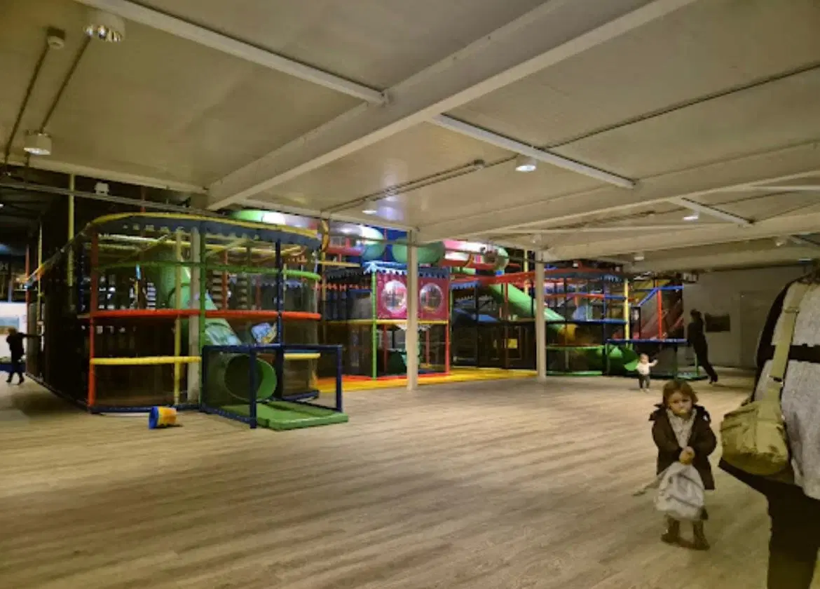 Biddinghuizen, Spijkweg 15 - P346