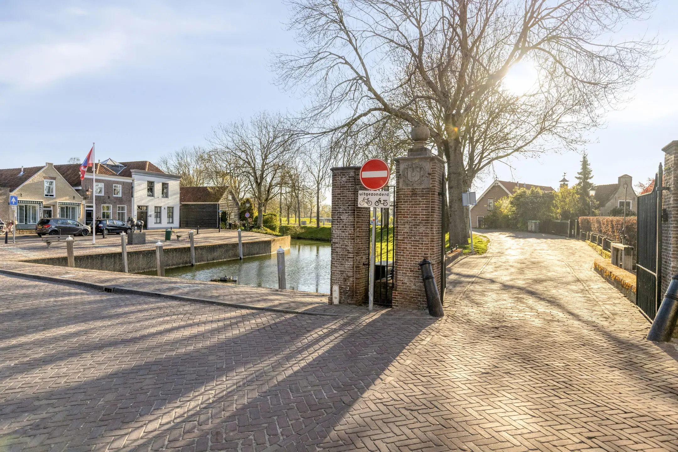 Heenvliet, Stationsweg 4