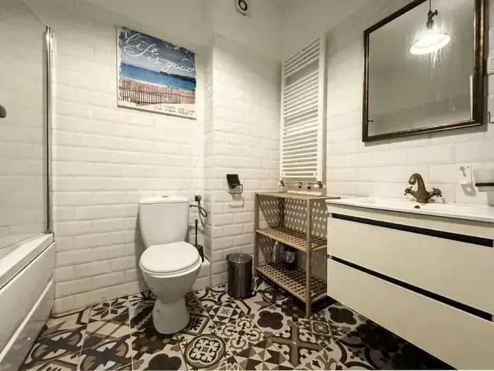 Modern appartement 55 m² nabij de kust, bouwjaar 2019 (huur per jaar € 18.000,=) in Constanta - Roemenië