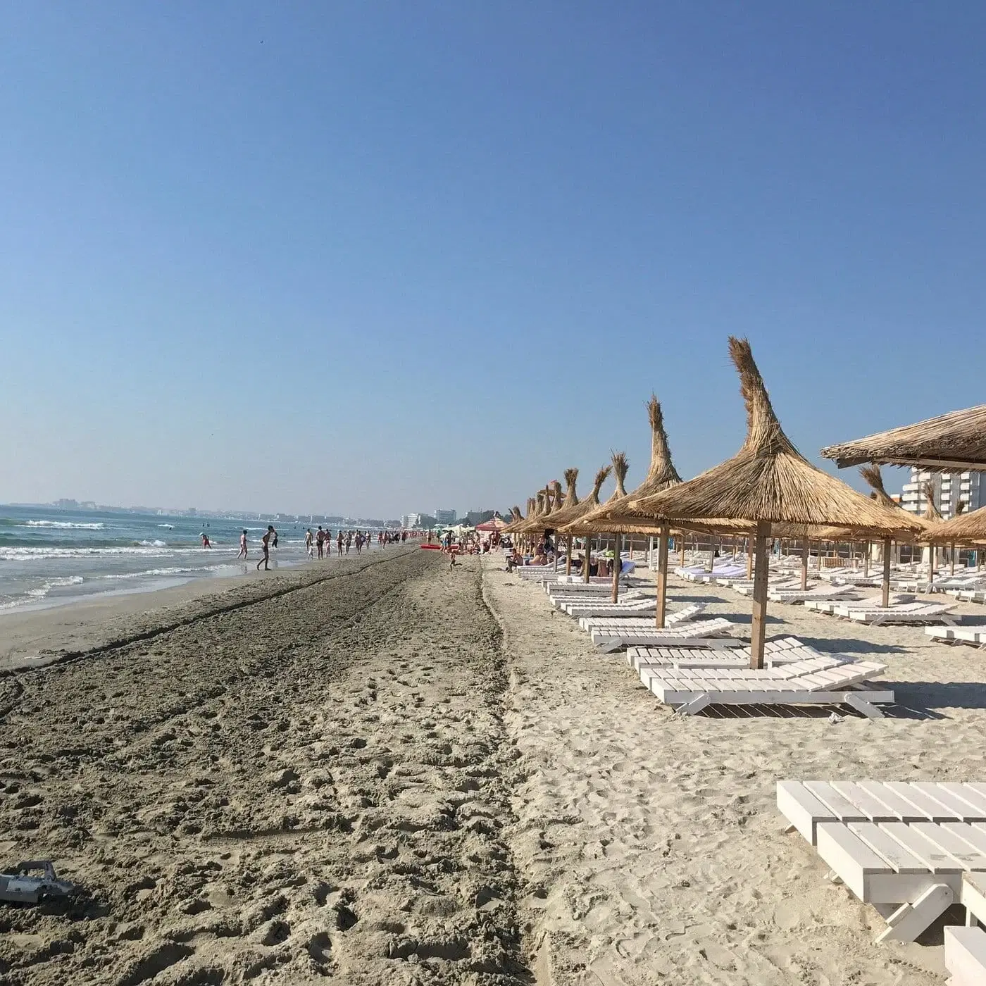 Modern appartement 55 m² nabij de kust, bouwjaar 2019 (huur per jaar € 18.000,=) in Constanta - Roemenië