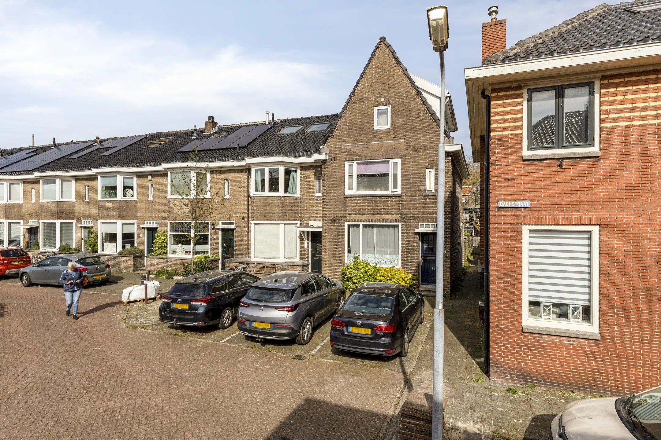 Zaandam, Apolloplantsoen 31